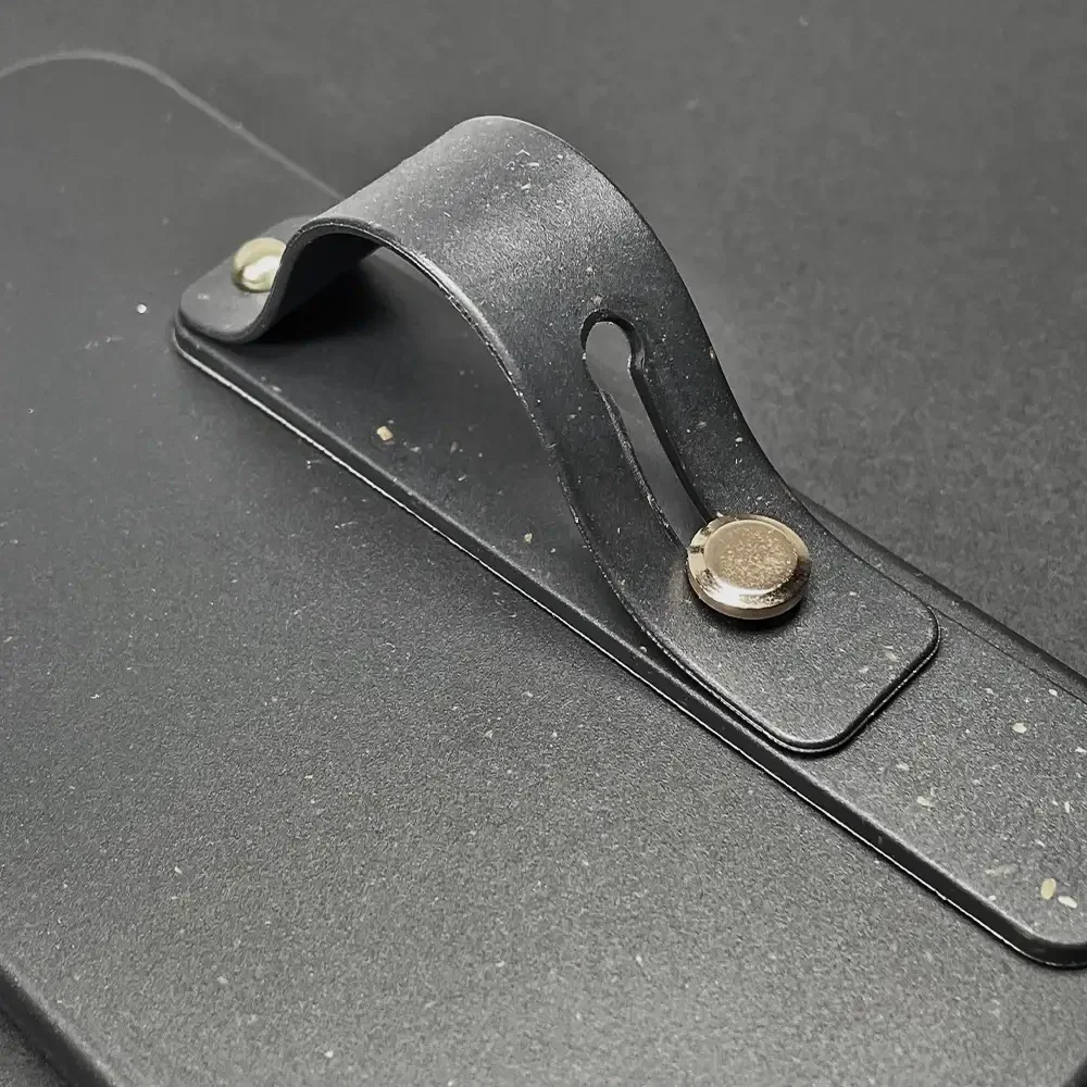 PC3D Compostable Phone Grip - Image 3